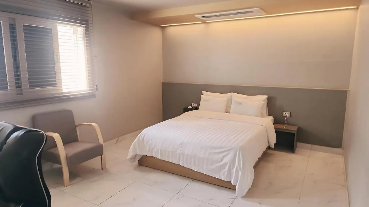 Shire Hotel Busan Station 0*,